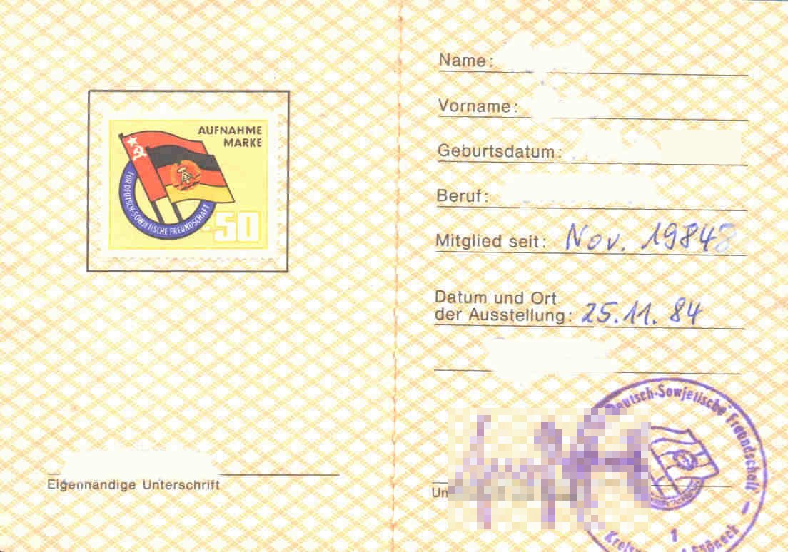 Mitgliedsbuch der DSF, Innenseite mit Aufnahmemarke und Stempel
