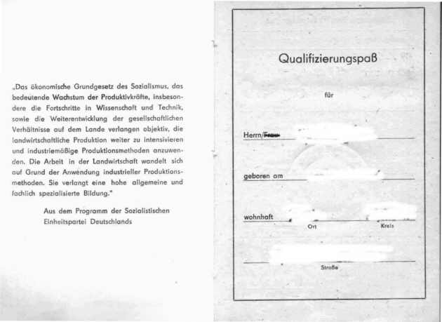 Qualifizierungspass, erste Seite mit Zitat aus dem Programm der SED