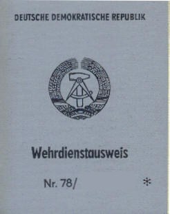 Wehrdienstausweis der DDR, grauer Umschlag