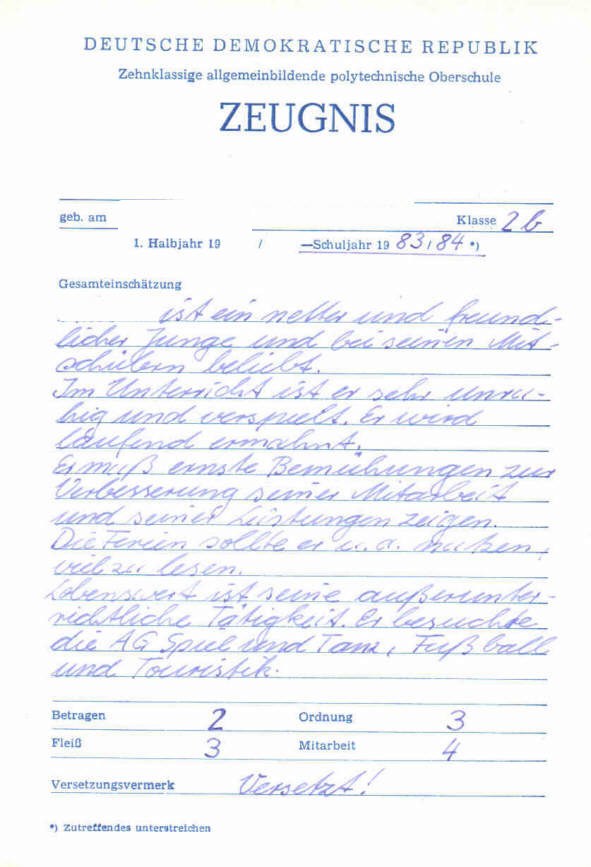 Zeugnis der Polytechnischen Oberschule, Vorderseite mit Gesamteinschätzung und Kopfnoten